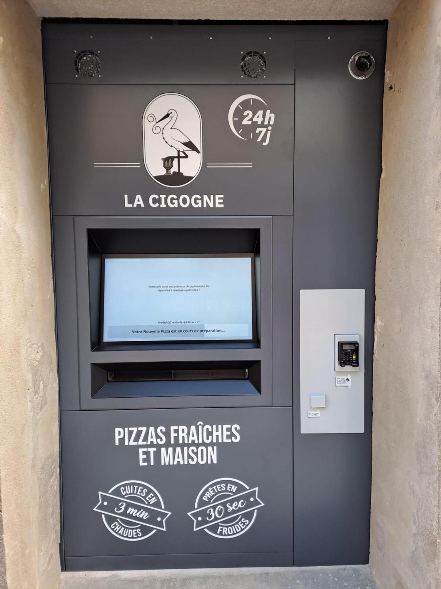 La Cigogne Aparthotel Panissieres Exteriör bild
